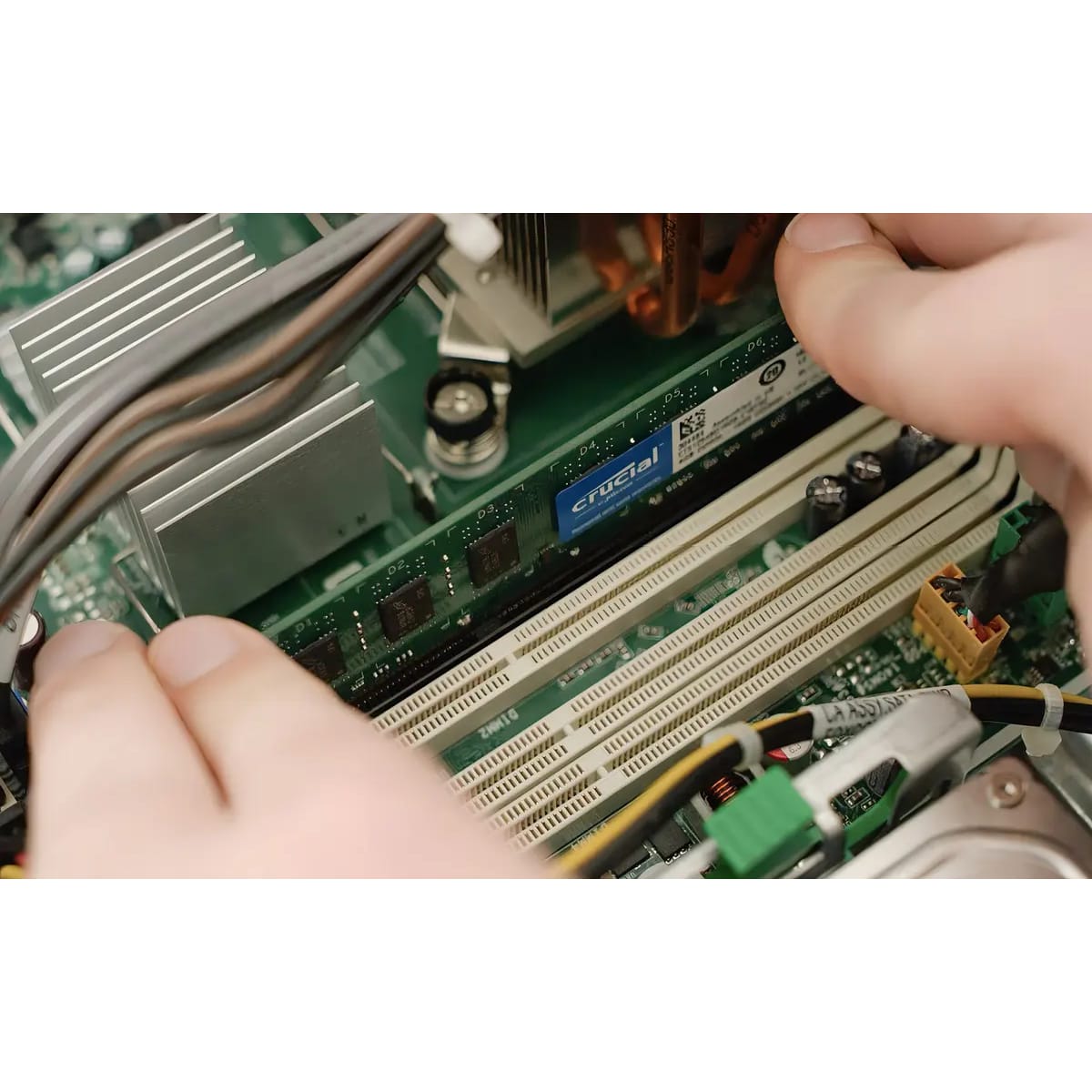 MEMORIA DDR4 4GB 2400MHZ CL17 CT4G4DFS824A CRUCIAL